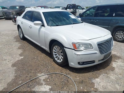 CHRYSLER 300 2012
