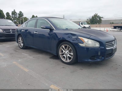 NISSAN MAXIMA 2010