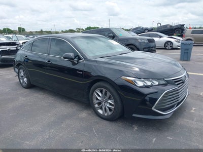 TOYOTA AVALON HYBRID 2019