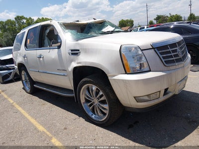 CADILLAC ESCALADE 2011