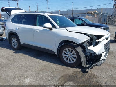 TOYOTA GRAND HIGHLANDER 2025