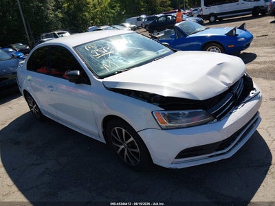 VOLKSWAGEN JETTA 2016