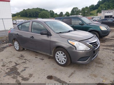 NISSAN VERSA 2015