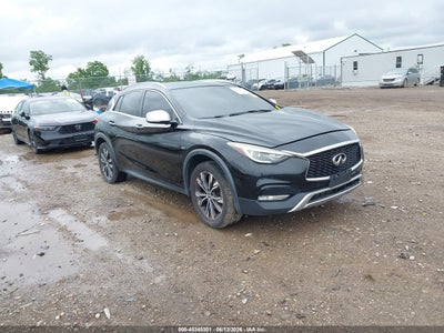 INFINITI QX30 2017