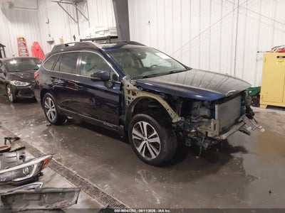 SUBARU OUTBACK 2018