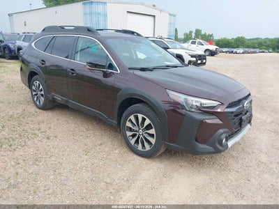SUBARU OUTBACK 2024