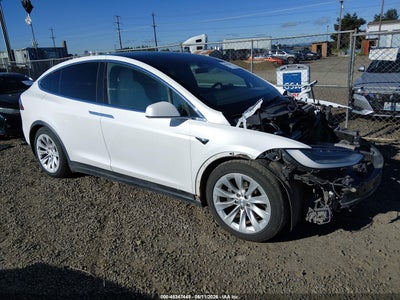 TESLA MODEL X 2020