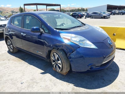 NISSAN LEAF 2017