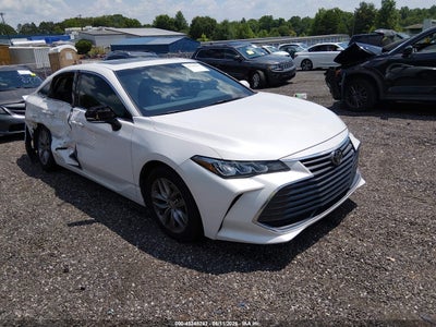 TOYOTA AVALON 2022