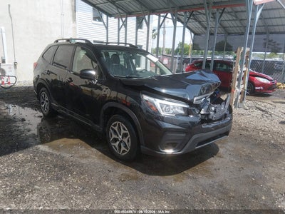 SUBARU FORESTER 2019
