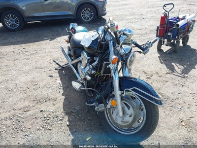 SUZUKI VL1500 2002