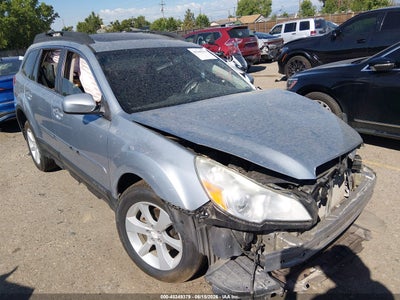 SUBARU OUTBACK 2014