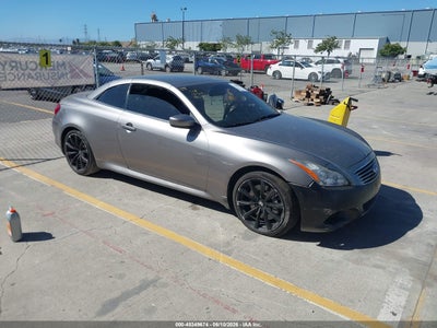 INFINITI G37 2009