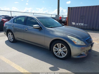 INFINITI G37 2011