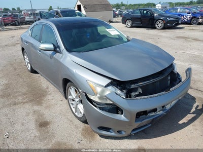 NISSAN MAXIMA 2009