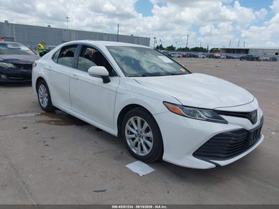 TOYOTA CAMRY 2018