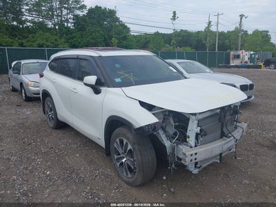TOYOTA HIGHLANDER 2023
