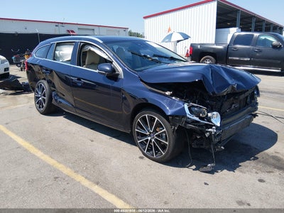VOLVO V60 2017