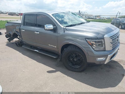 NISSAN TITAN 2021