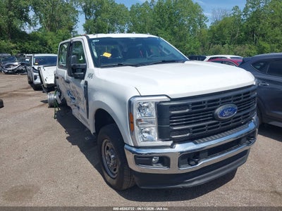 FORD F-250 2025