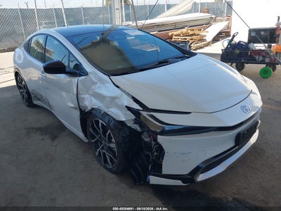 TOYOTA PRIUS PLUG-IN HYBRID 2026