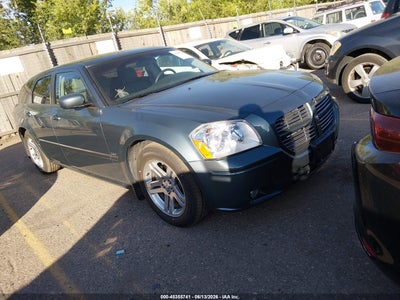 DODGE MAGNUM 2005