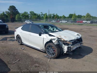 TOYOTA CAMRY 2020