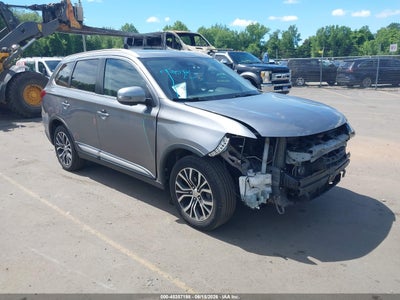 MITSUBISHI OUTLANDER 2018