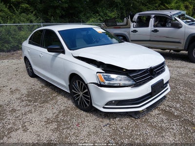 VOLKSWAGEN JETTA 2016