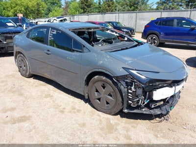 TOYOTA PRIUS PRIME 2024