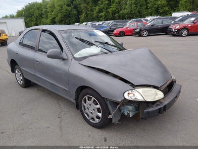 HYUNDAI ELANTRA 2000