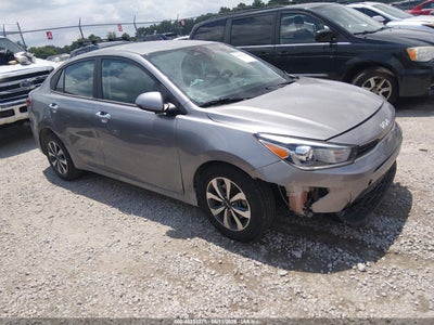 KIA RIO 2023