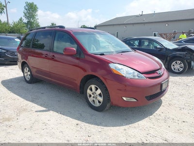 TOYOTA SIENNA 2006