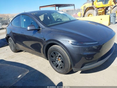 TESLA MODEL Y 2026