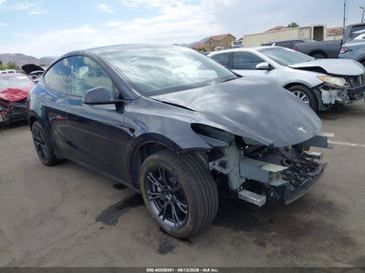 TESLA MODEL Y 2025