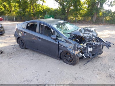 TOYOTA PRIUS 2013