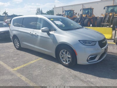 CHRYSLER PACIFICA 2023