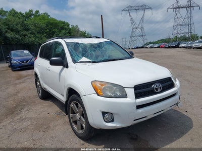 TOYOTA RAV4 2011