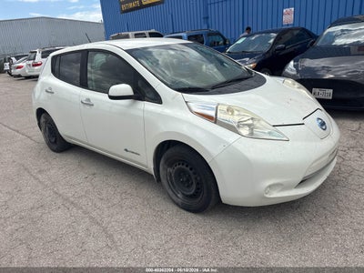 NISSAN LEAF 2016