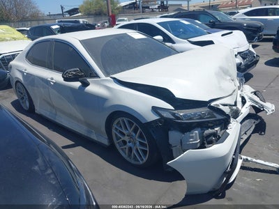 TOYOTA CAMRY 2021