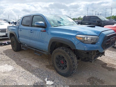 TOYOTA TACOMA 2018
