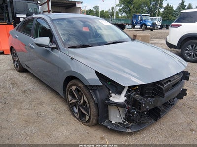 HYUNDAI ELANTRA 2022