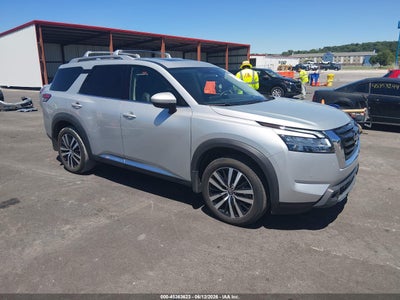 NISSAN PATHFINDER 2024