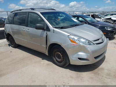 TOYOTA SIENNA 2008