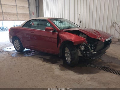 CHRYSLER 200 2013