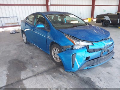 TOYOTA PRIUS 2022