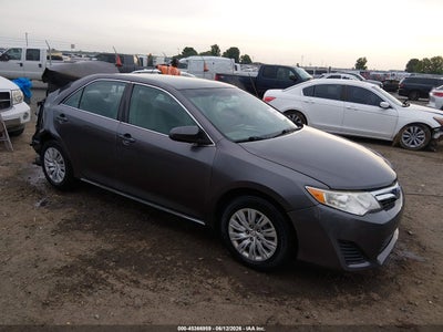 TOYOTA CAMRY 2014
