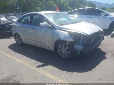 HYUNDAI ACCENT 2013