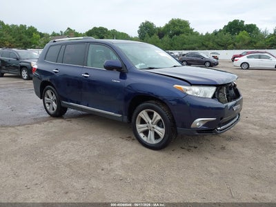 TOYOTA HIGHLANDER 2013