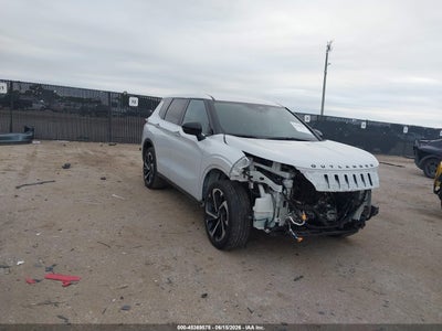 MITSUBISHI OUTLANDER 2024